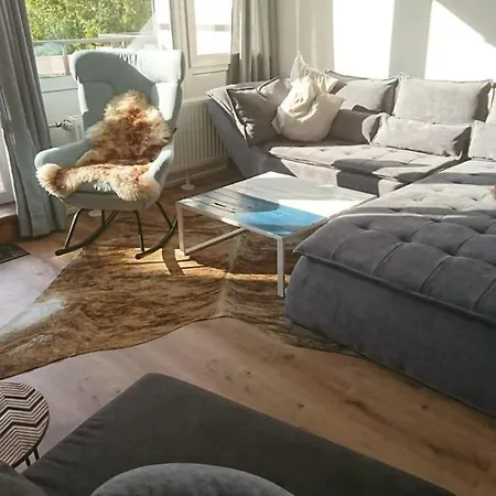 Graf's Apartment *